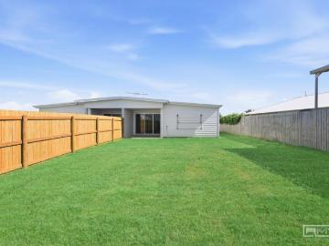House 3 Bedroom For Rent Zilzie QLD 645000 ES101672488