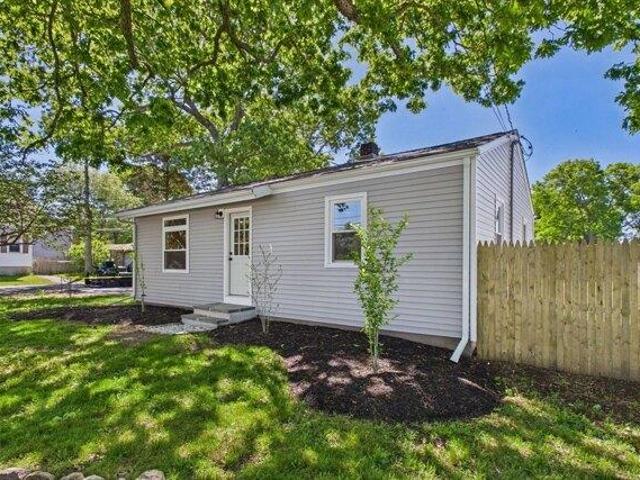 house with 3 bedroom, Acushnet MA ES105586830