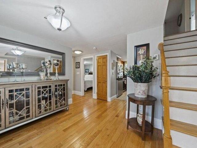 house with 3 bedroom, Abington MA ES105494407