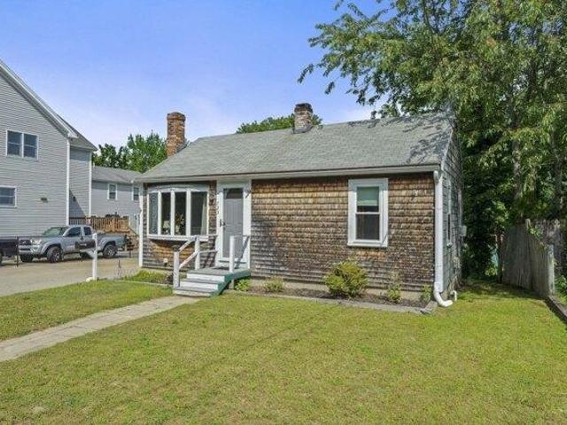 house with 3 bedroom, Abington MA ES105612846
