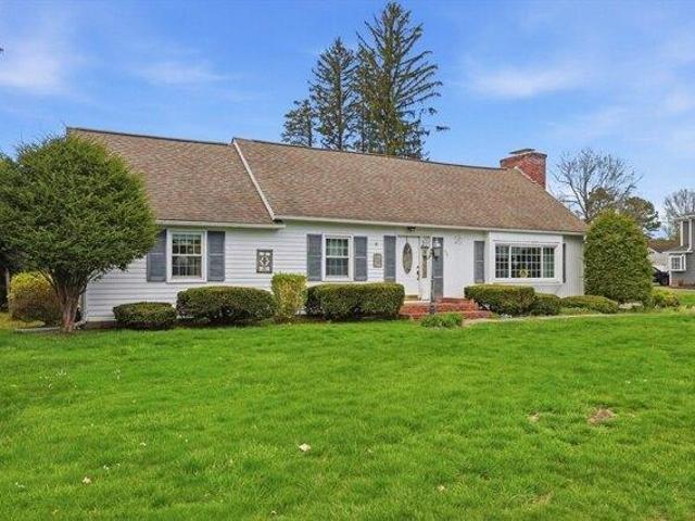 house with 3 bedroom, Agawam MA ES104606345