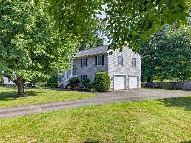 house with 3 bedroom, Agawam MA ES105534212