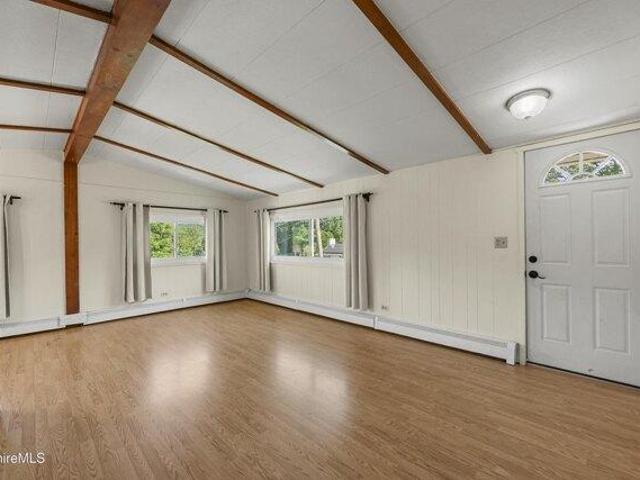 house with 3 bedroom, Adams MA ES104569835