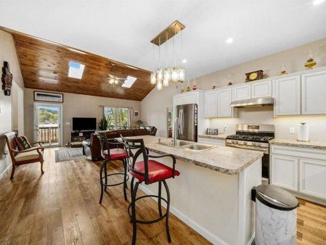 house with 3 bedroom, Alton NH ES105365741