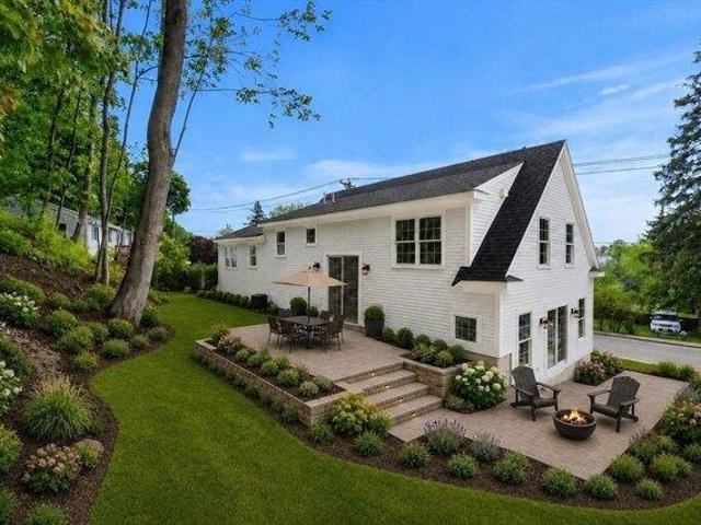house with 3 bedroom, Amesbury MA DS104352119