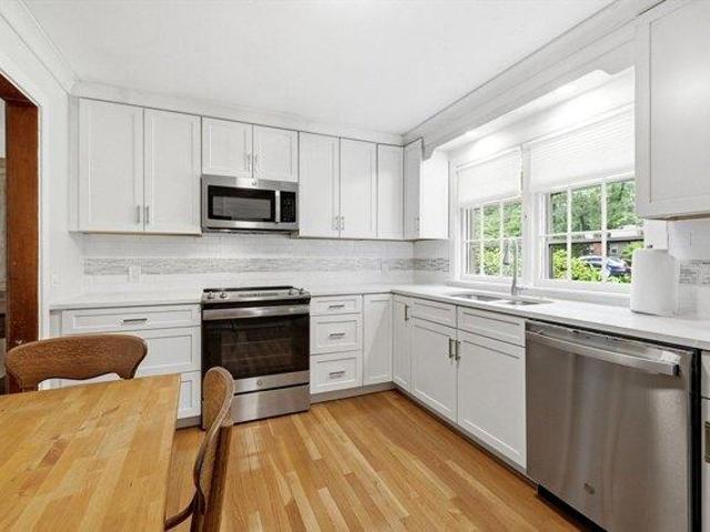 house with 3 bedroom, Amherst MA ES105330710