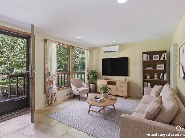 house with 3 bedroom, Amherst MA ES105331235