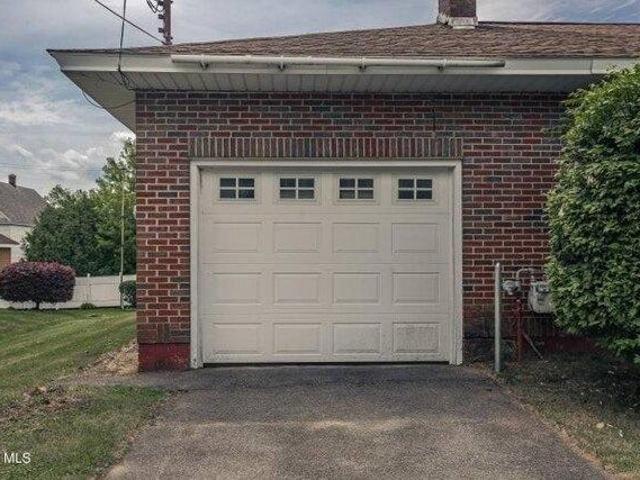 house with 3 bedroom, Amsterdam NY ES105293183