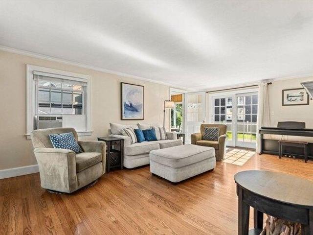 house with 3 bedroom, Andover MA ES105365895