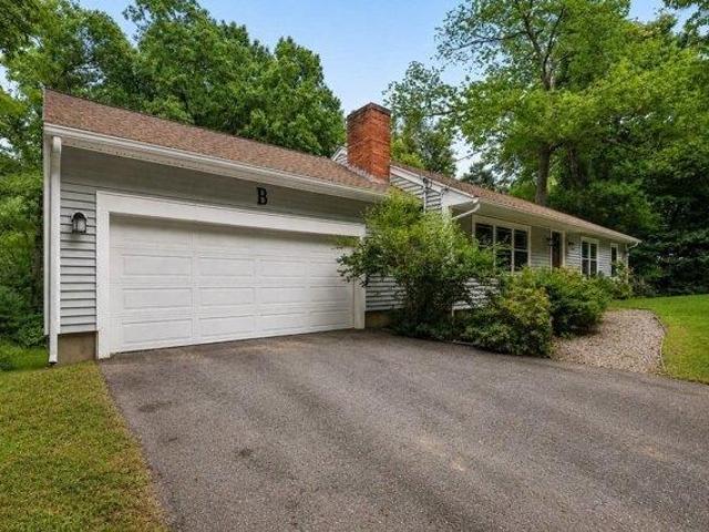 house with 3 bedroom, Andover MA ES105427442