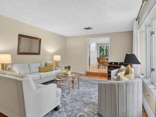 house with 3 bedroom, Andover MA ES105536973