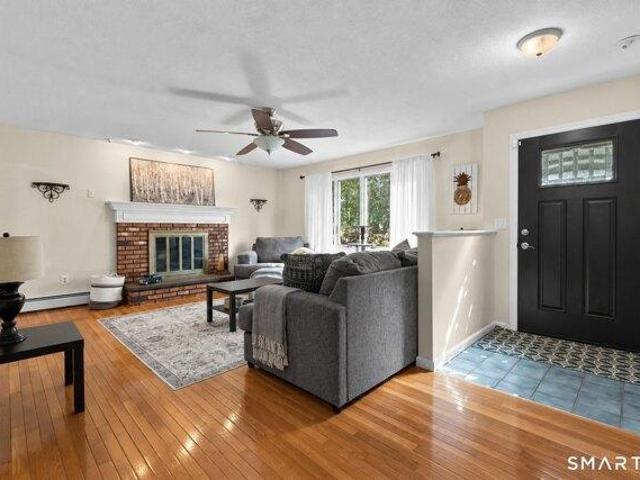 house with 3 bedroom, Ansonia CT ES105798379