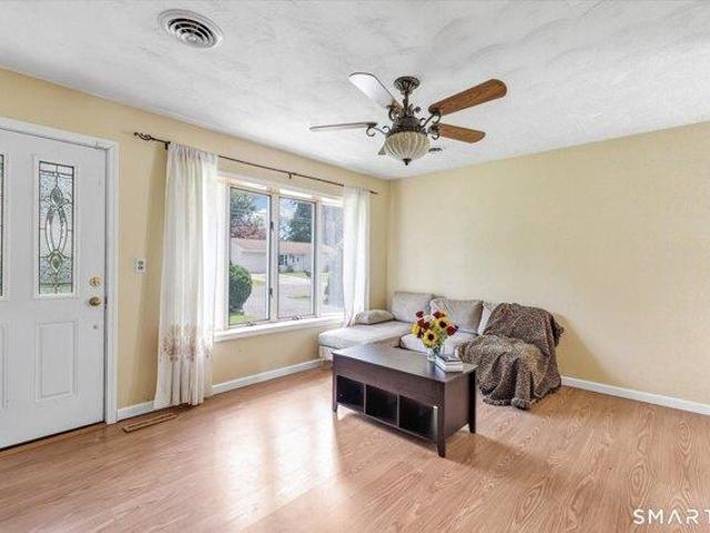 house with 3 bedroom, Ansonia CT ES105912604