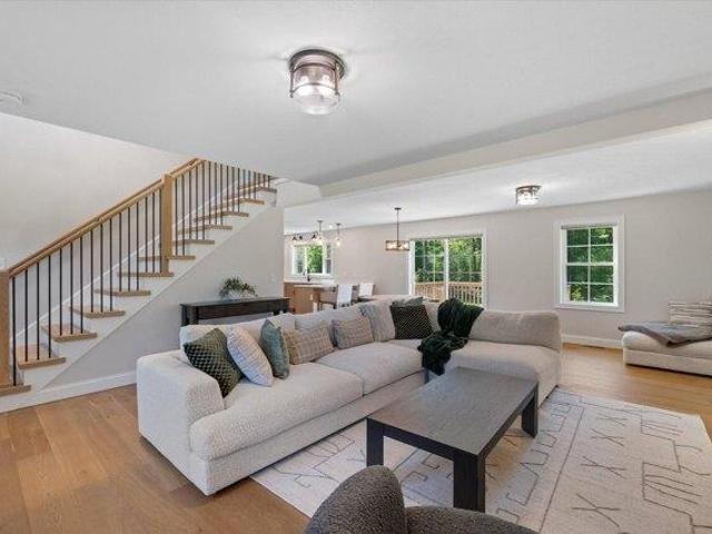 house with 3 bedroom, Ashburnham MA ES105631393