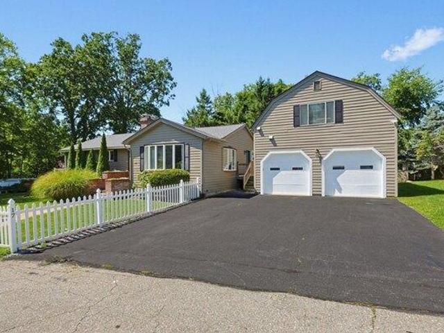 house with 3 bedroom, Ashland MA ES105494259