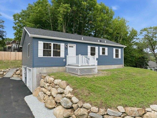 house with 3 bedroom, Ashland NH ES105495285