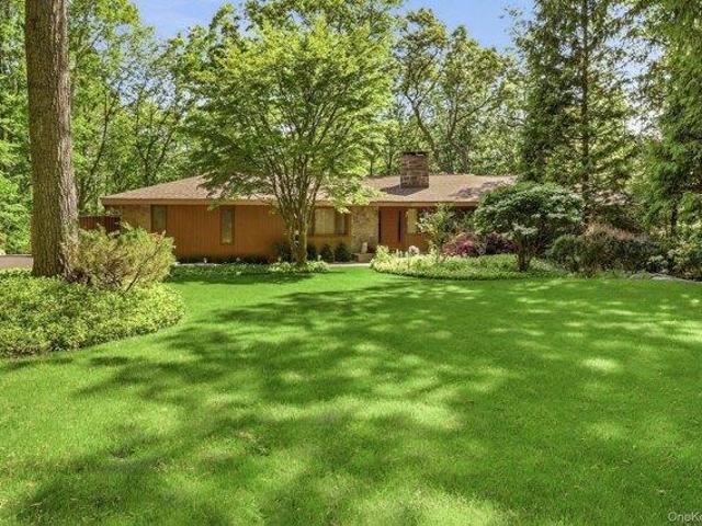 house with 3 bedroom, Armonk NY ES104903105