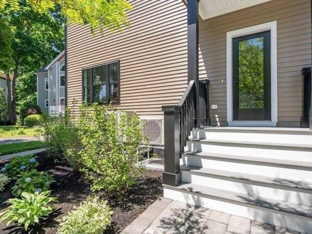 house with 3 bedroom, Arlington MA ES105588761