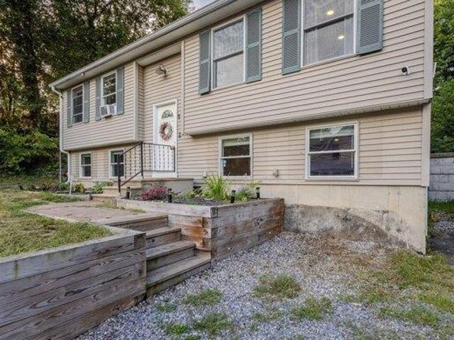 house with 3 bedroom, Athol MA ES105477658