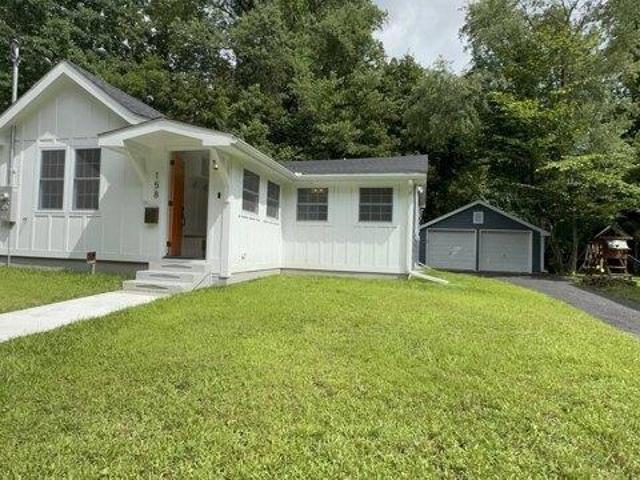 house with 3 bedroom, Athol MA ES105423460