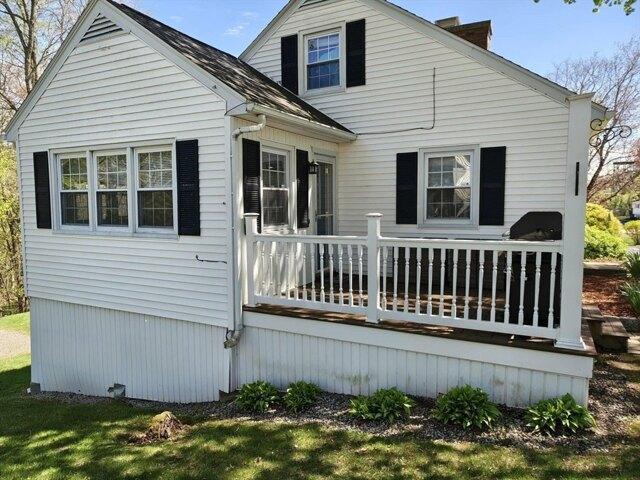 house with 3 bedroom, Auburn MA ES104567044