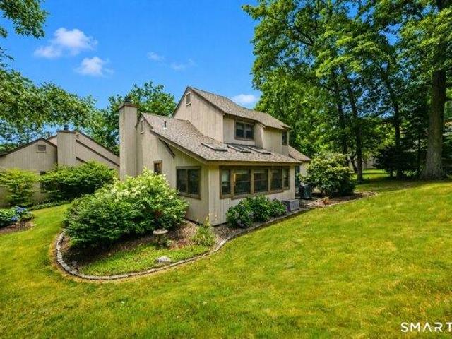 house with 3 bedroom, Avon CT ES105652458