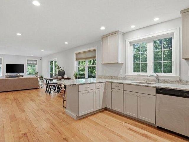 house with 3 bedroom, Ayer MA ES105340375