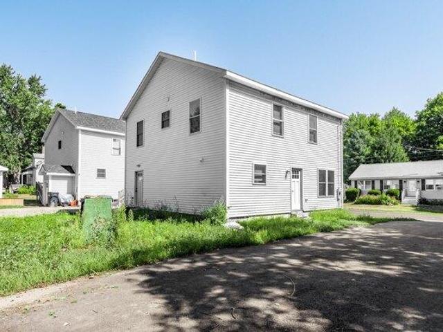house with 3 bedroom, Bangor ME ES105870072