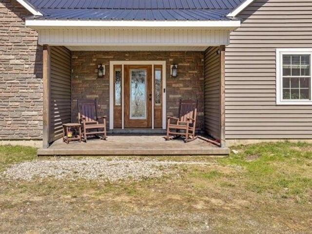 house with 3 bedroom, Barton VT ES105533381