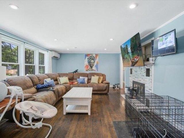 house with 3 bedroom, Barnstable MA ES104947216