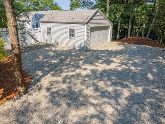 house with 3 bedroom, Barnstable MA ES106010946