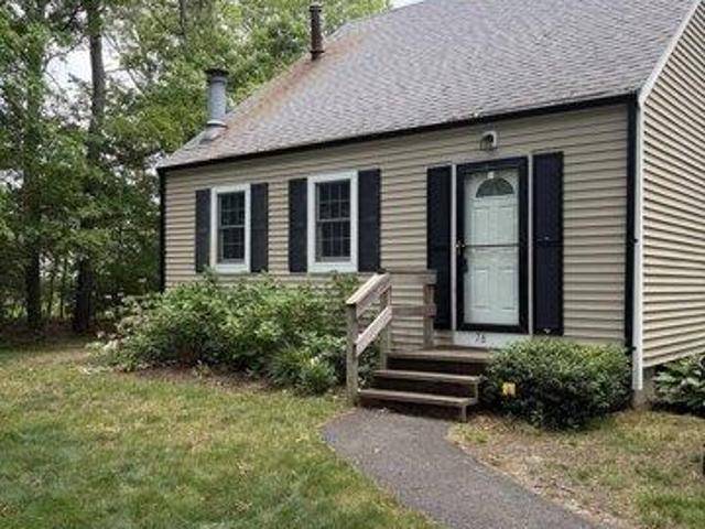 house with 3 bedroom, Barnstable MA ES106050226