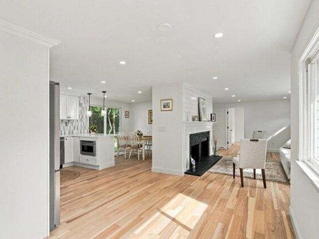house with 3 bedroom, Barnstable MA ES106051054
