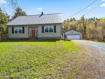 house with 3 bedroom, Barre VT DS103431070