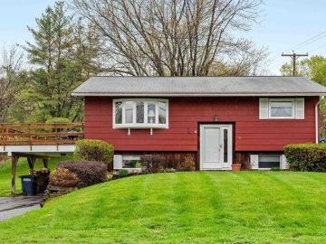 house with 3 bedroom, Barre VT DS103434357