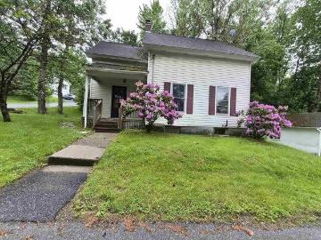 house with 3 bedroom, Barre VT DS103436541