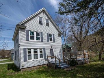 house with 3 bedroom, Barre VT DS103438745