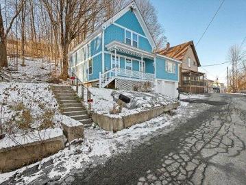 house with 3 bedroom, Barre VT ES103432426