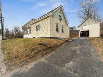 house with 3 bedroom, Barre VT ES103435579