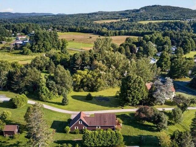 house with 3 bedroom, Barre VT ES105422946