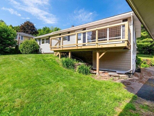 house with 3 bedroom, Barre VT ES105516335