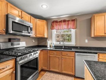 house with 3 bedroom, Barrington NH DLS102824174