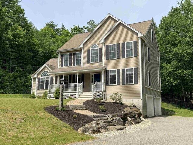 house with 3 bedroom, Barrington NH ES105424272