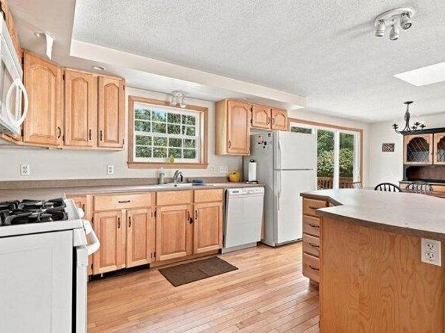 house with 3 bedroom, Barrington NH ES105681735