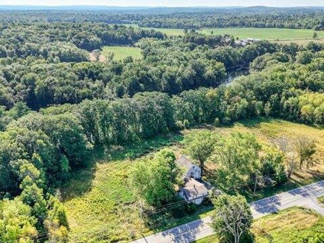 house with 3 bedroom, Benton ME ES105827620