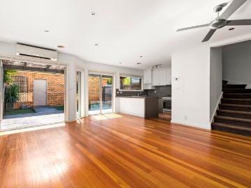 House 3 Bedroom For Rent Bentleigh East VIC ES102760351