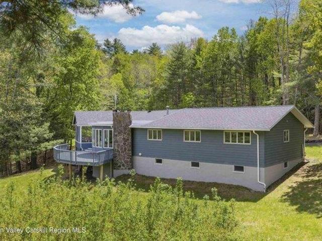 house with 3 bedroom, Bearsville NY ES105287396