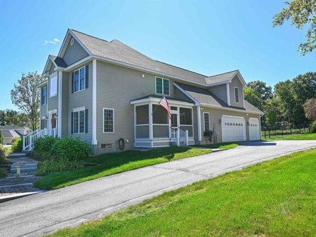 house with 3 bedroom, Bedford NH ES105560802