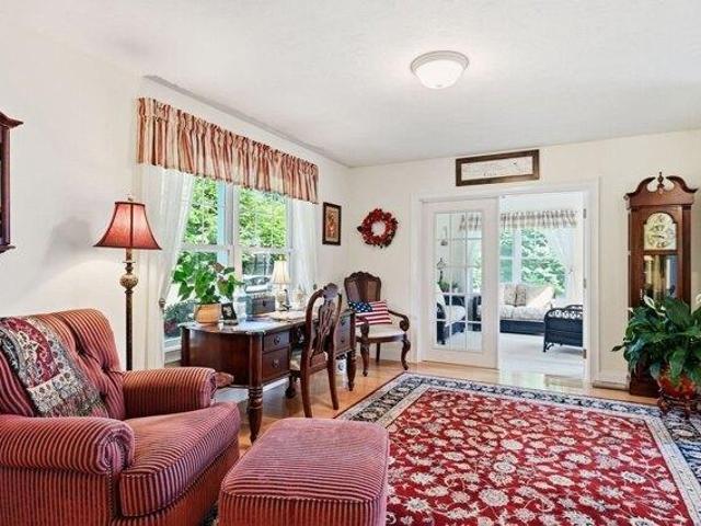 house with 3 bedroom, Belchertown MA ES105610429