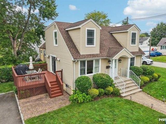 house with 3 bedroom, Belleville NJ ES105497549